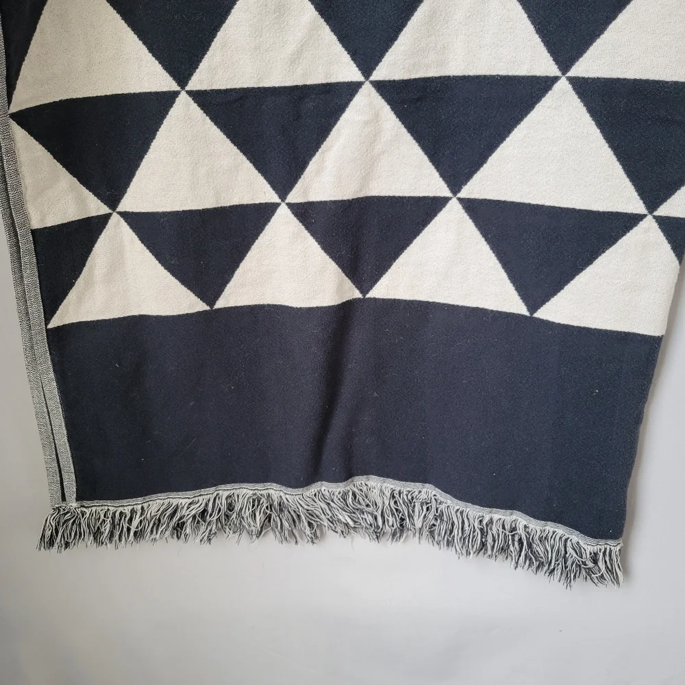 Ikea Johanne Fringe Blanket Throw